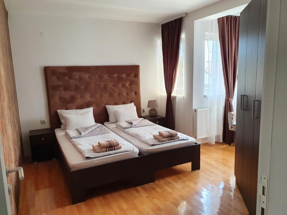 Family Apartments Zaječar Buitenkant foto