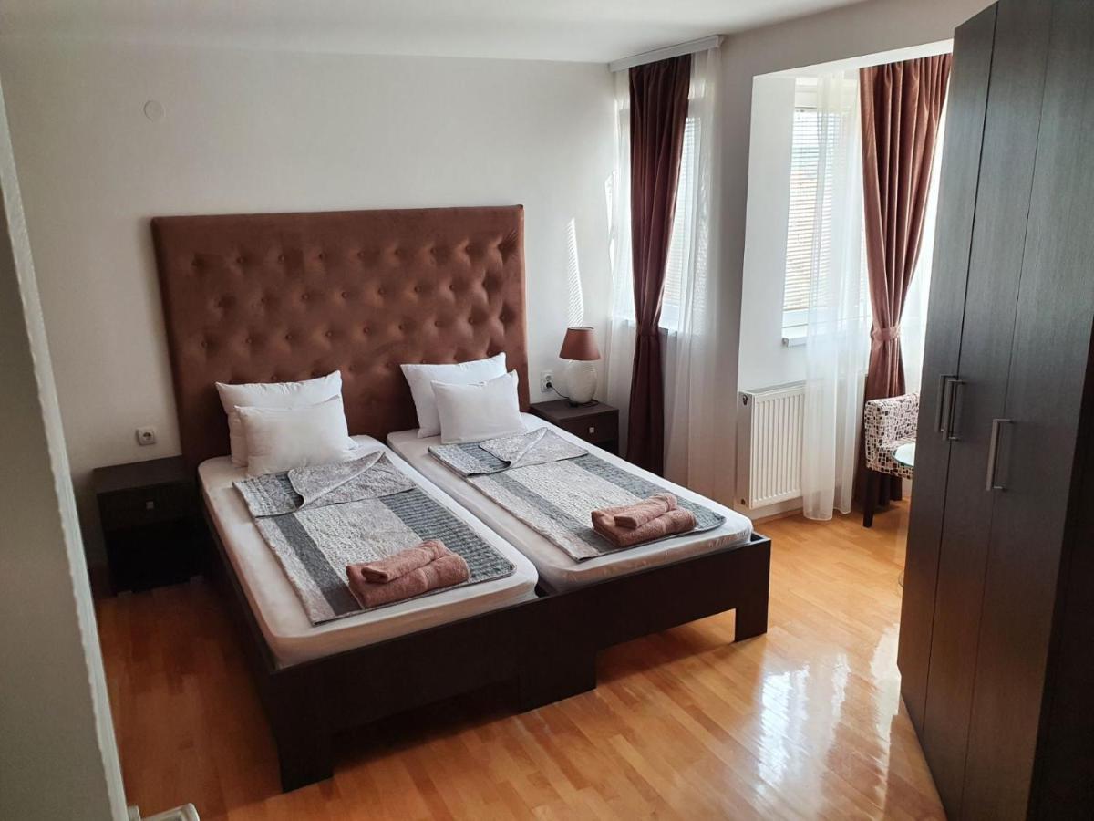Family Apartments Zaječar Buitenkant foto