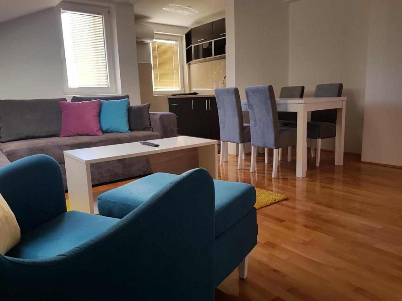 Family Apartments Zaječar Buitenkant foto