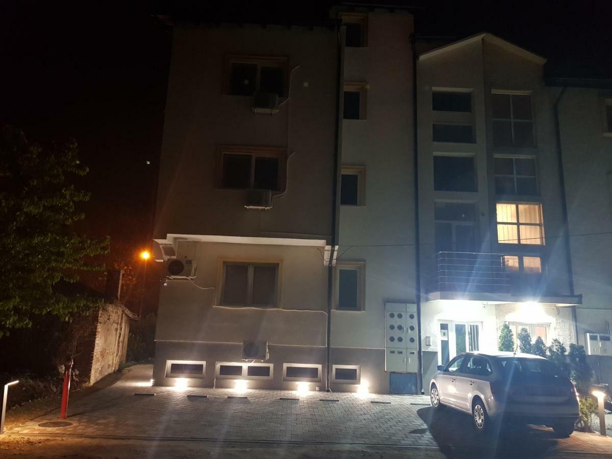 Family Apartments Zaječar Buitenkant foto